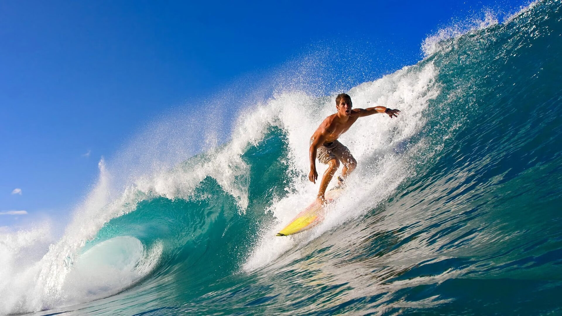 开云电竞平台注册-LPL选手操作极限刷新观众认知，lpl选手训练时间表
